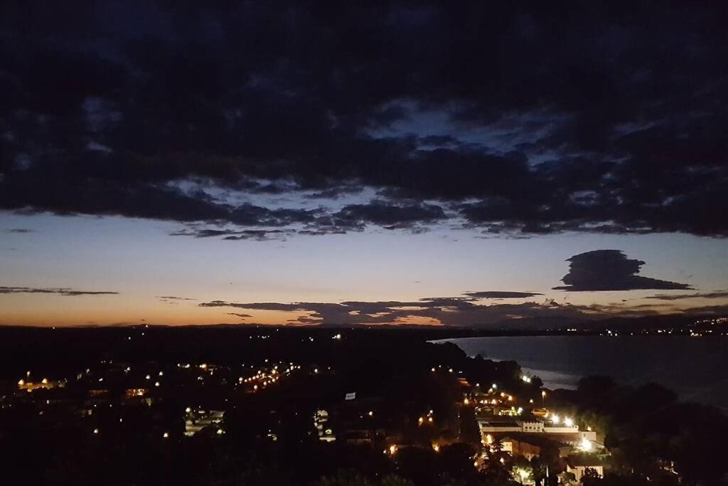 Bellavista La Tua Romantica Vacanza Sul Trasimeno 카스틸리오네델라고 외부 사진