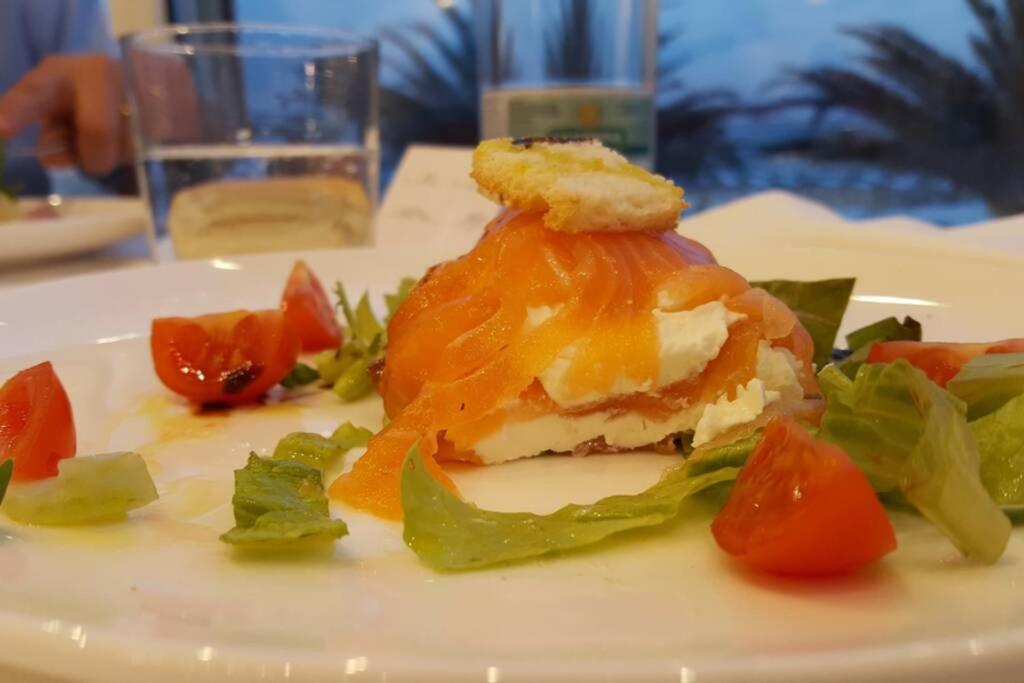 Bellavista La Tua Romantica Vacanza Sul Trasimeno 카스틸리오네델라고 외부 사진
